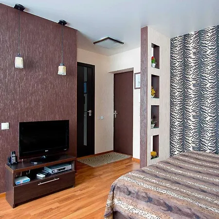 Апартаменти Minsklux Bogdanovicha Str.74